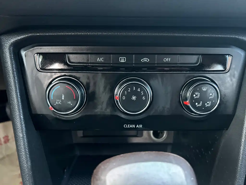 Volkswagen Tiguan L 2017 — фото 21