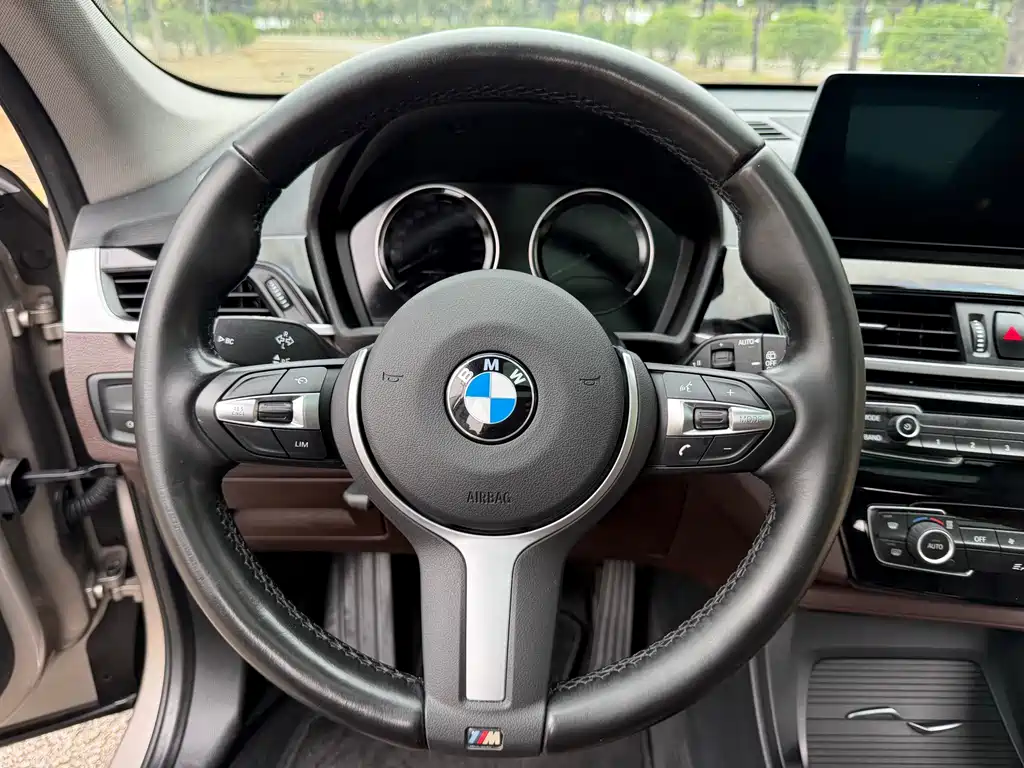 BMW X1 2021 — фото 14