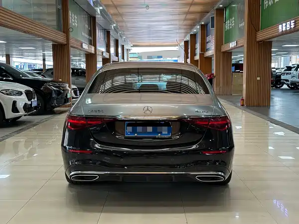 Mercedes-Benz S-Class 2022