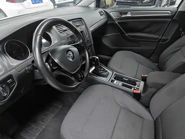 Volkswagen Golf 2015