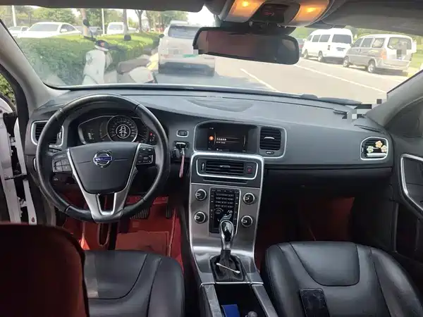 Volvo S60 2017