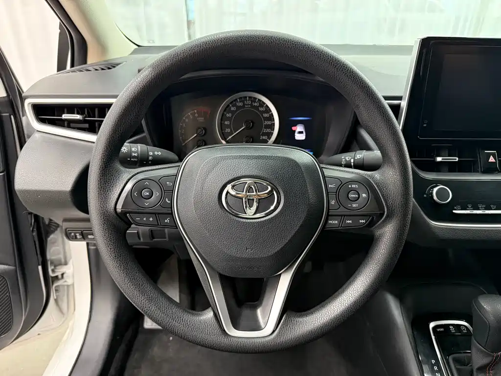 Toyota Corolla 2022 — фото 14