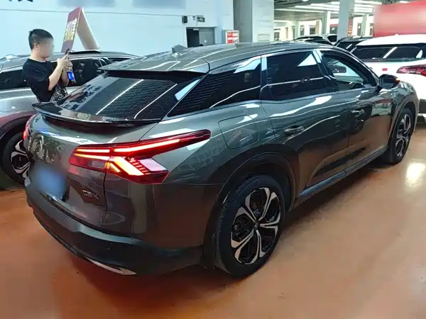 Citroën Versailles C5 X 2021