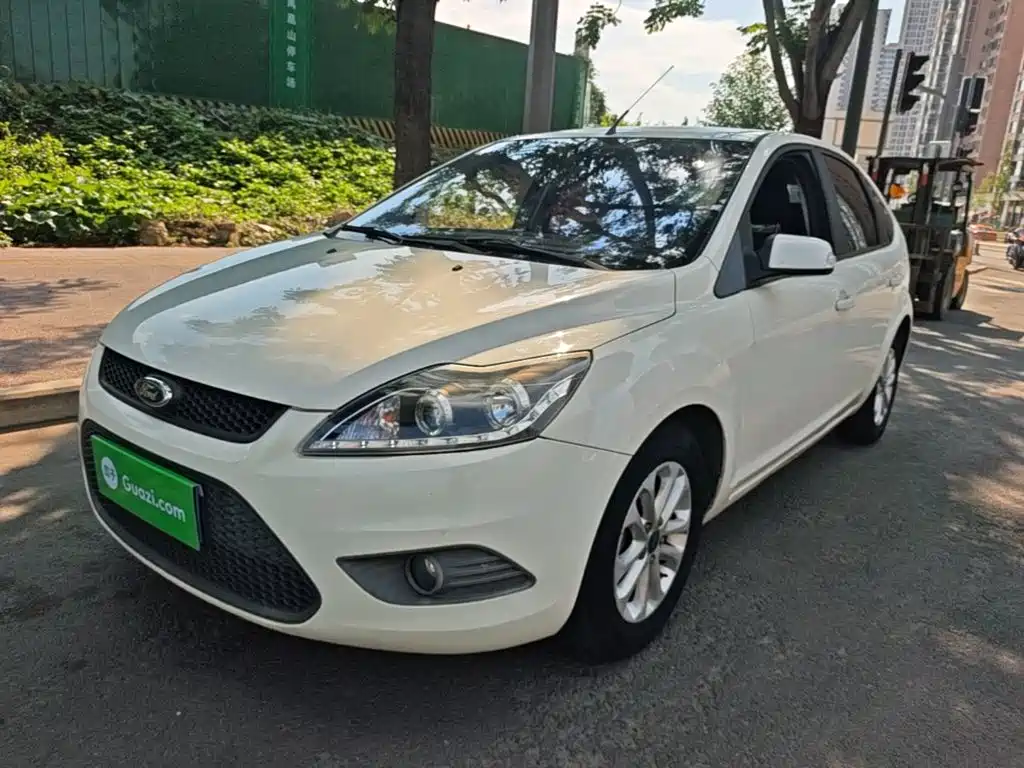 Ford Focus 2016 — фото 2