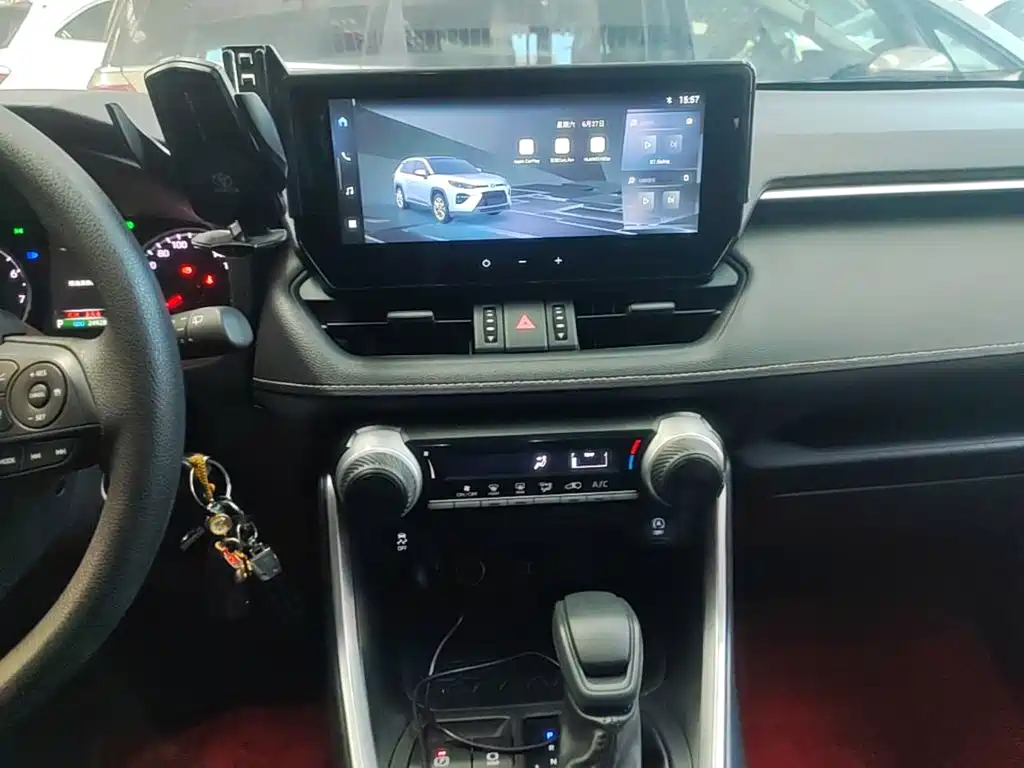 Toyota Wildlander 2025 — фото 13