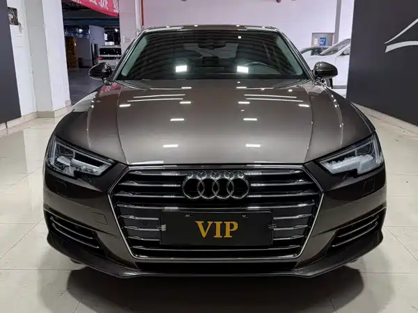 Audi A4L 2017