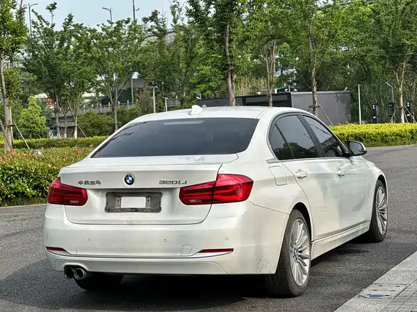 BMW 3 Series 2018