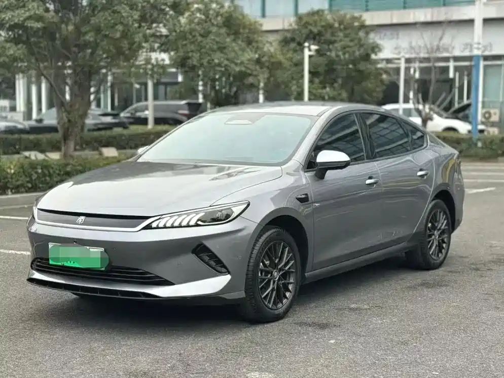 BYD Qin PLUS 2023 — фото 1