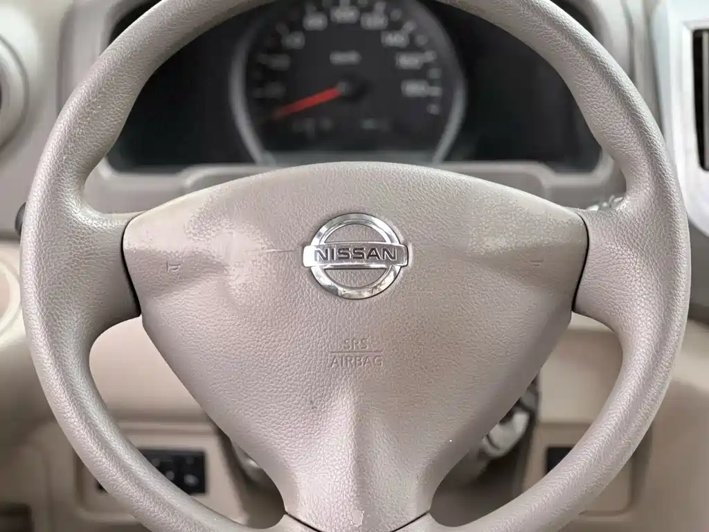 Nissan NV200 2017 — фото 2