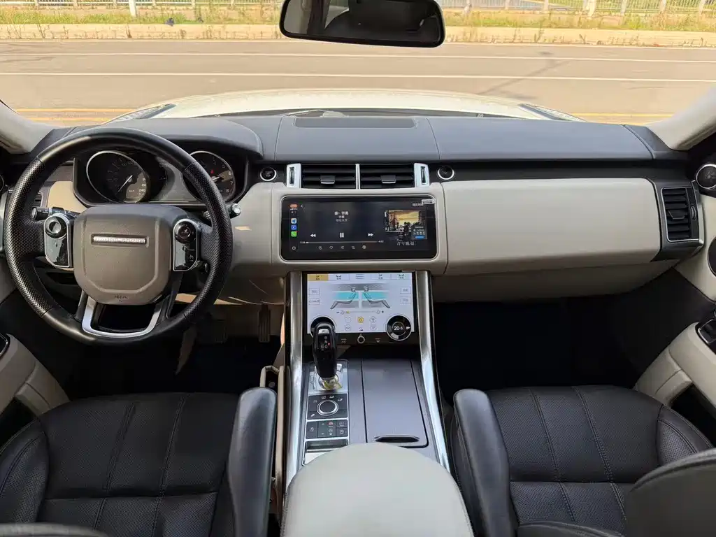 Land Rover Sport 2015
