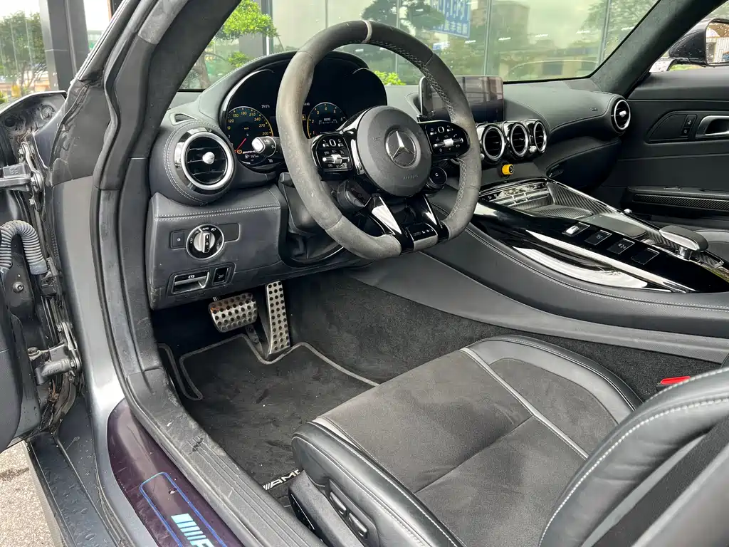Mercedes-Benz AMG GT 2020 — фото 2