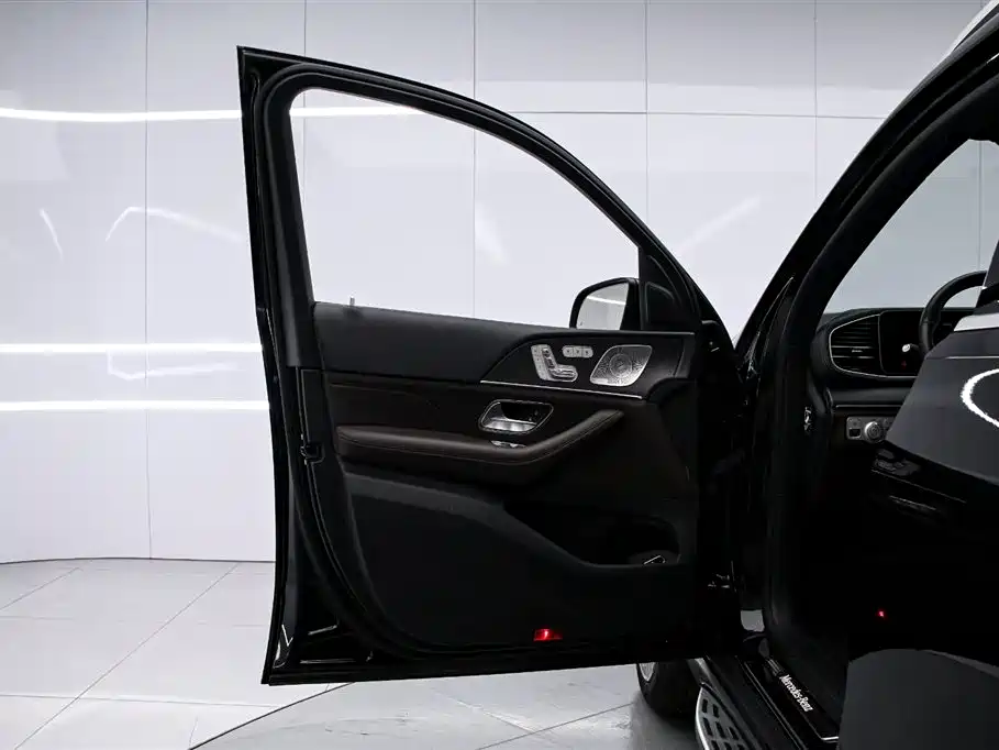 Mercedes-Benz GLS 2022 — фото 11