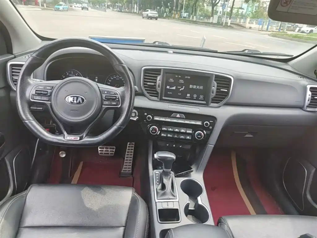 Kia KX5 2017 — фото 10