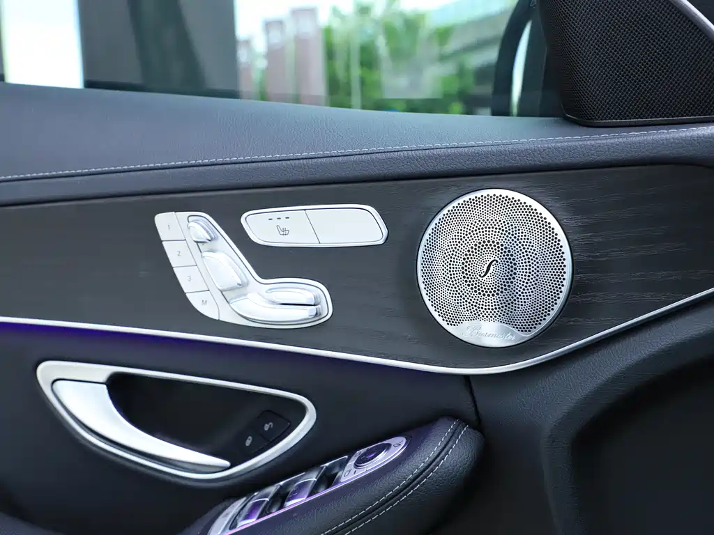 Mercedes-Benz C-Class 2022