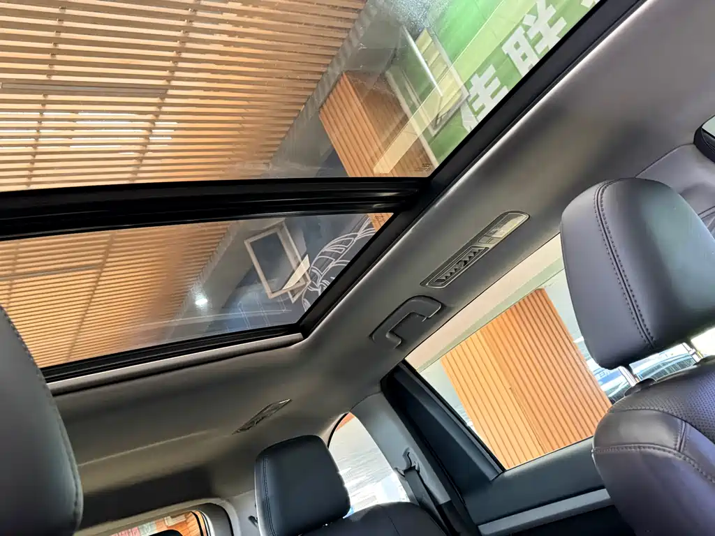 Toyota Highlander 2017 — фото 15
