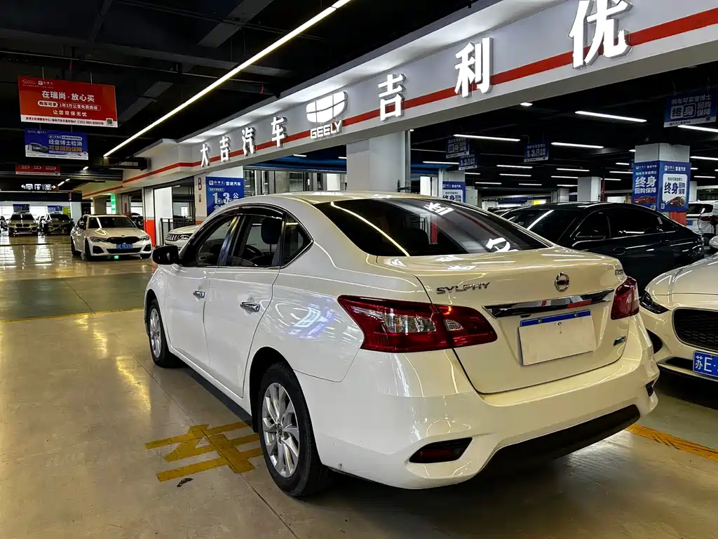 Nissan Sylphy 2018 — фото 13
