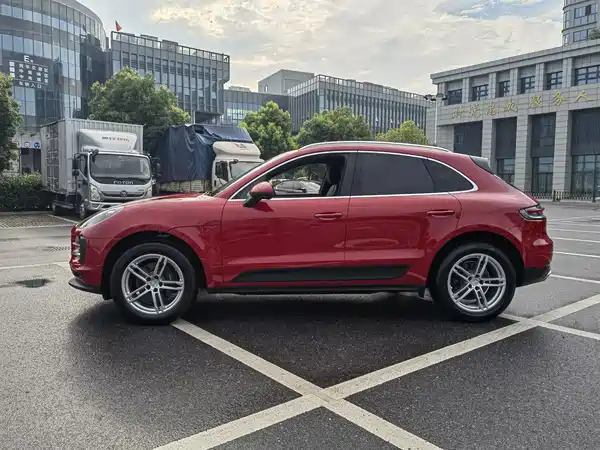 Porsche Macan 2022