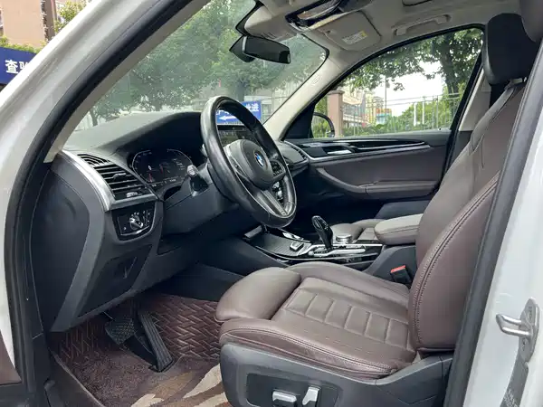BMW X3 2021