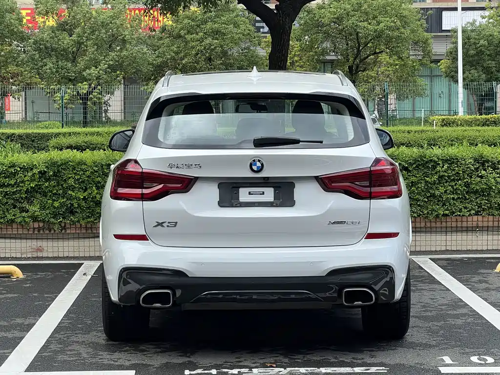 BMW X3 2021 — фото 9