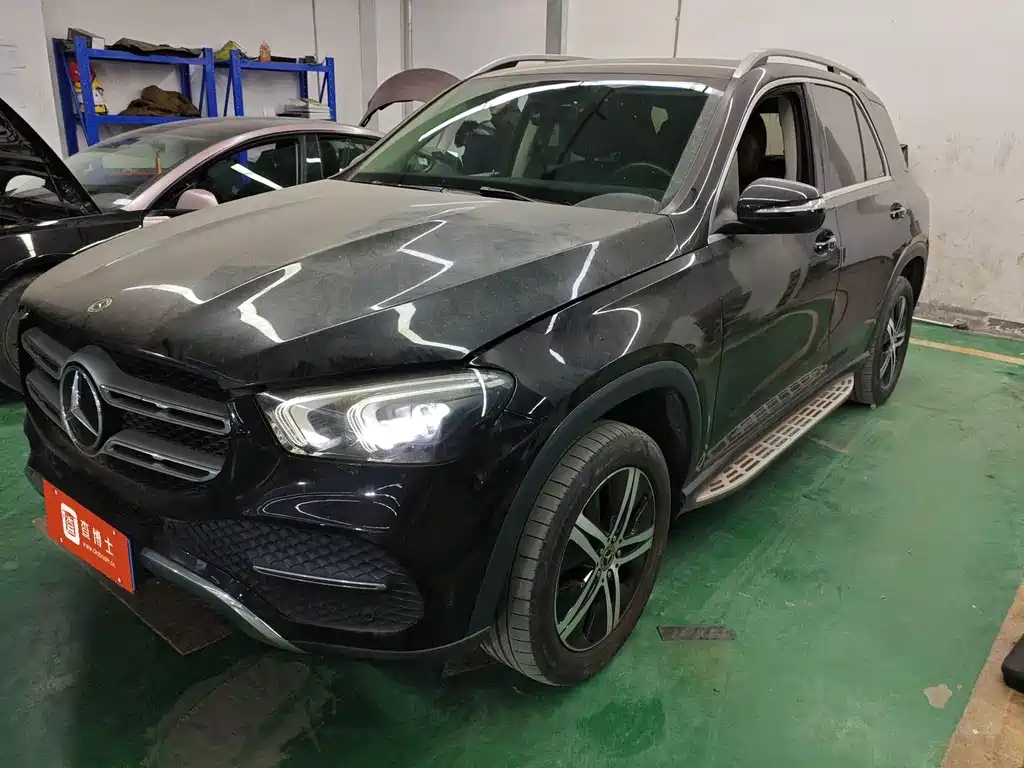Mercedes-Benz GLE 2021 — фото 1