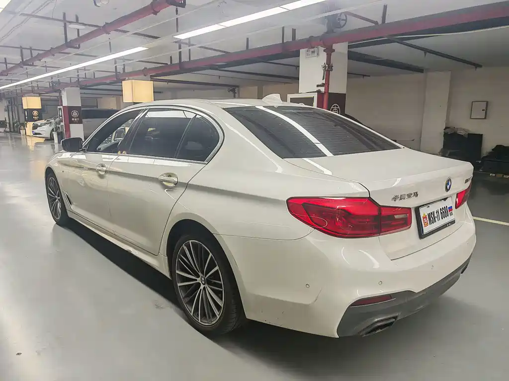 BMW 5 Series 2020