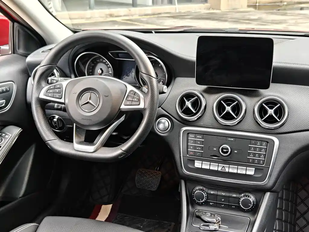 Mercedes-Benz GLA 2019 — фото 10