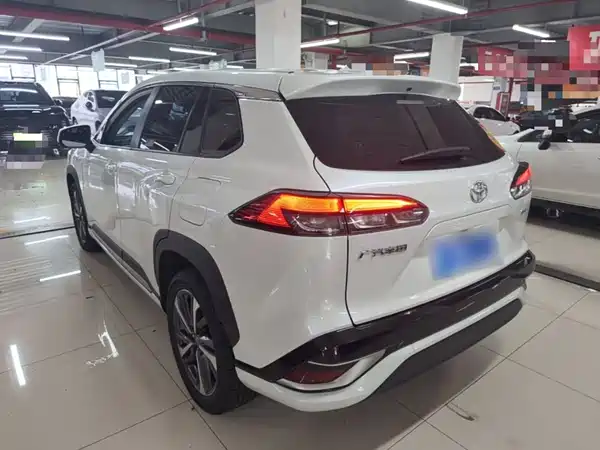 Toyota Frontlander 2025