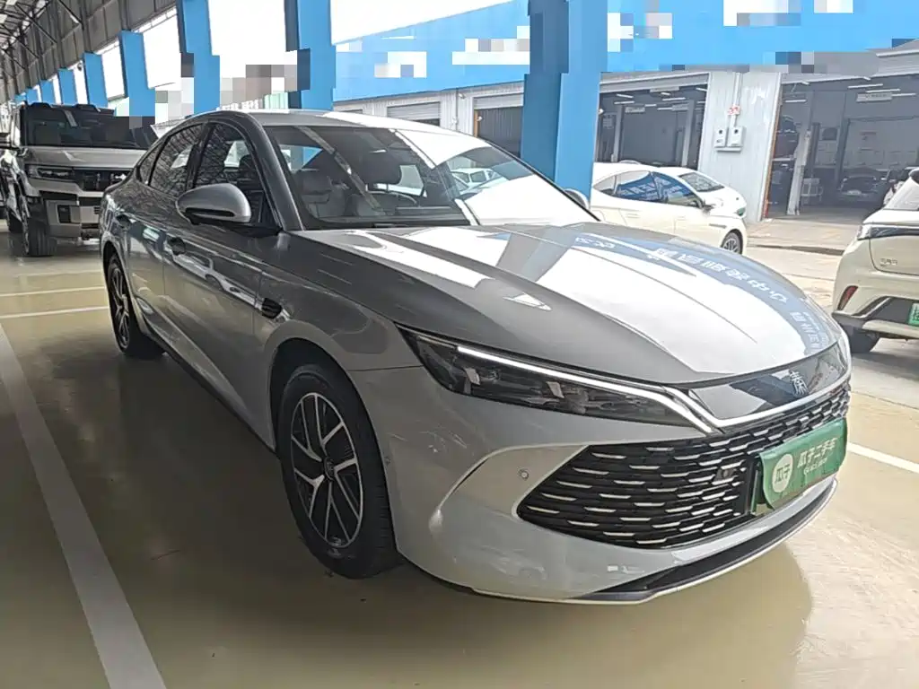 BYD Qin L 2025 — фото 4