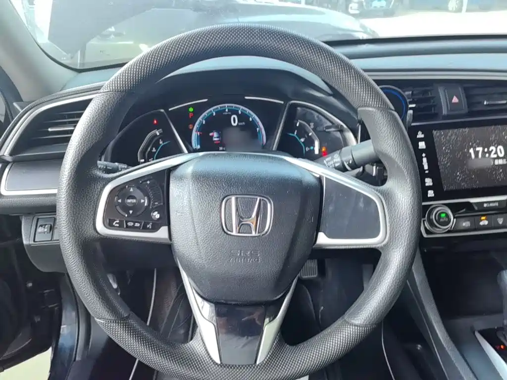 Honda Civic 2018 — фото 11