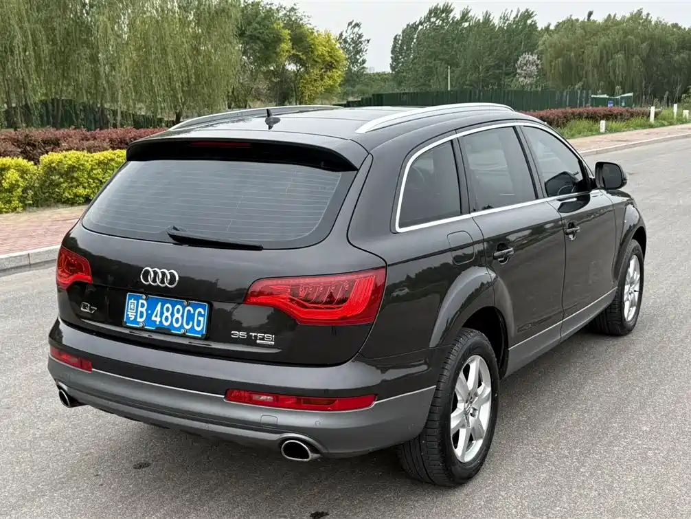 Audi Q7 2015 — фото 9