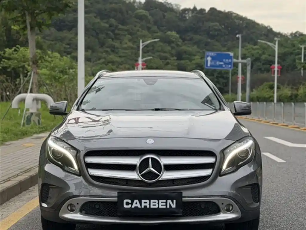 Mercedes-Benz GLA 2016