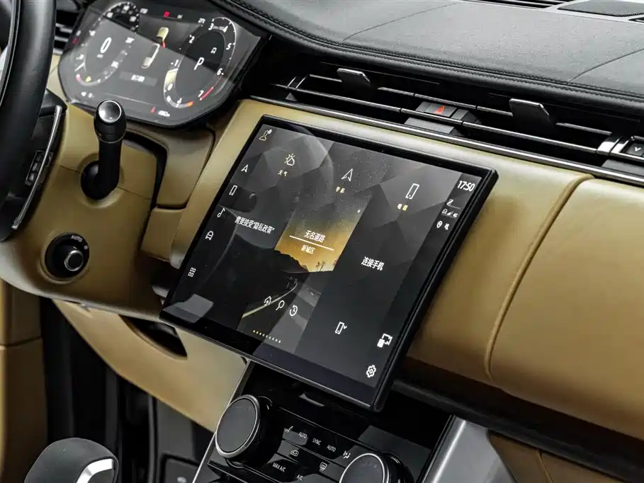 Land Rover Range Rover 2022 — фото 13