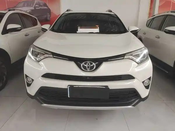 Toyota RAV4 2017