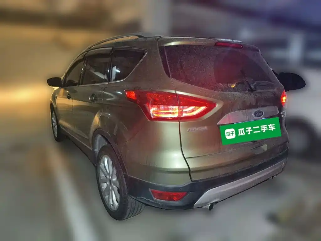 Ford Kuga 2015 — фото 4