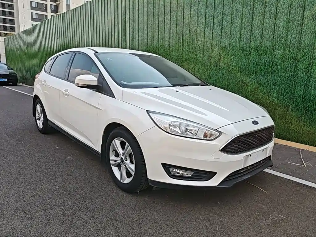 Ford Focus 2017 — фото 4