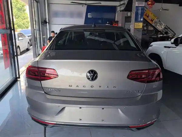 Volkswagen Magotan 2021