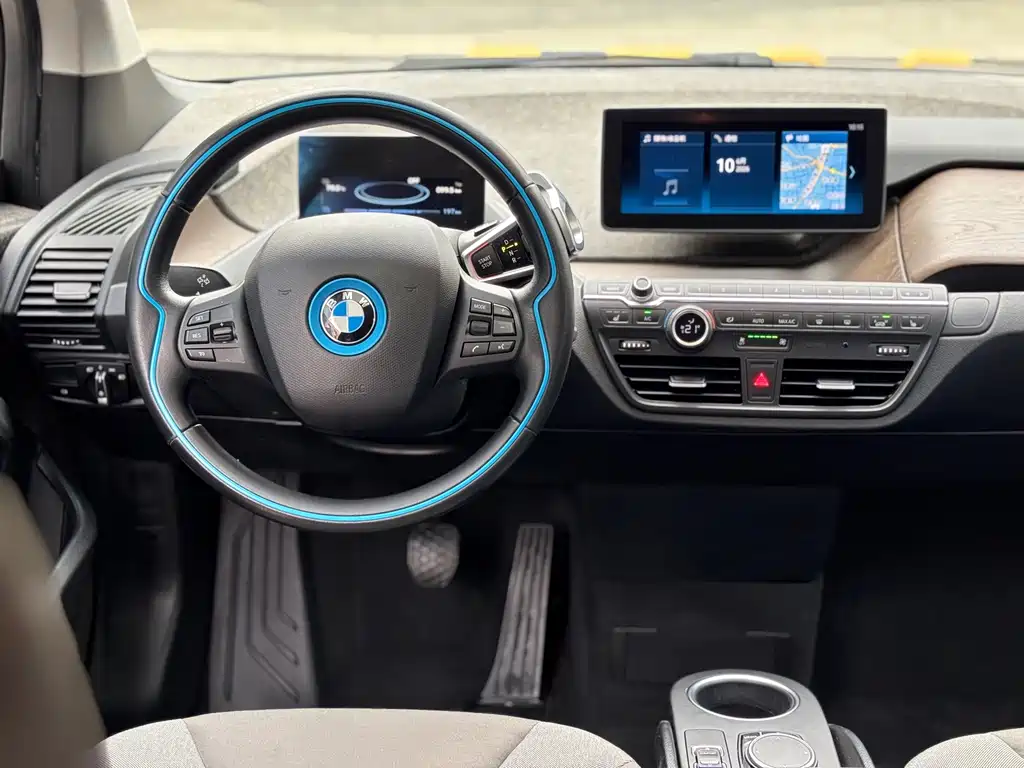 BMW i3 2019 — фото 10