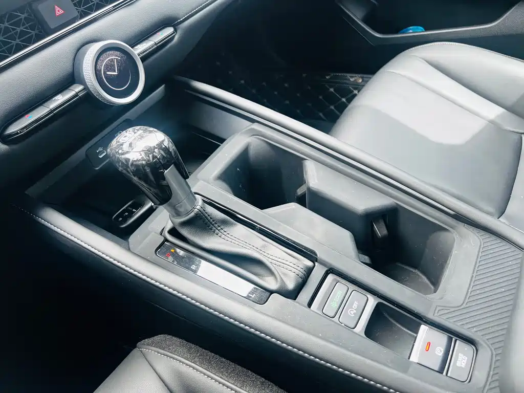 Honda Inspire 2024 — фото 13