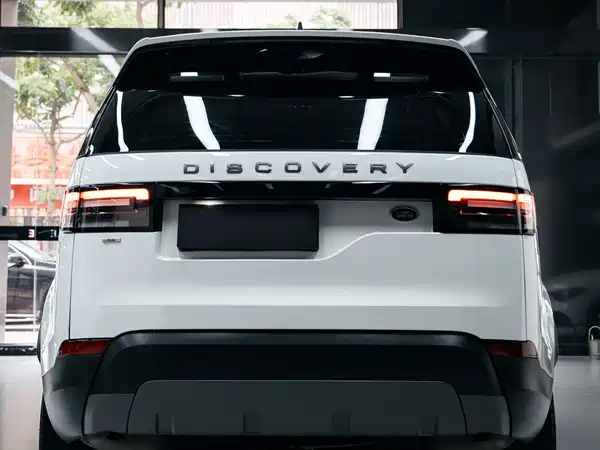 Land Rover Discovery 2019