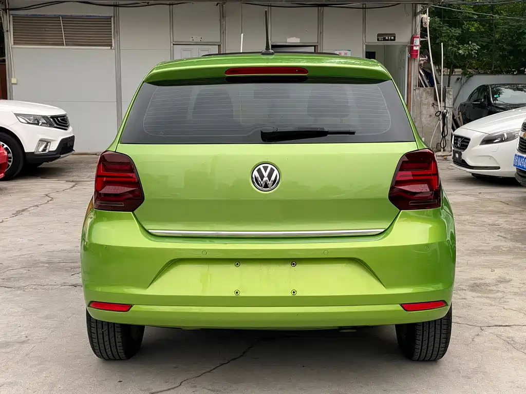 Volkswagen Polo 2014 — фото 14