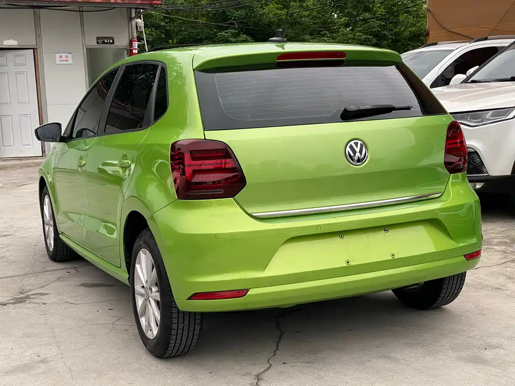Volkswagen Polo 2014 — фото 15