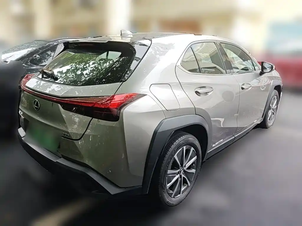 Lexus UX New Energy 2021 — фото 10