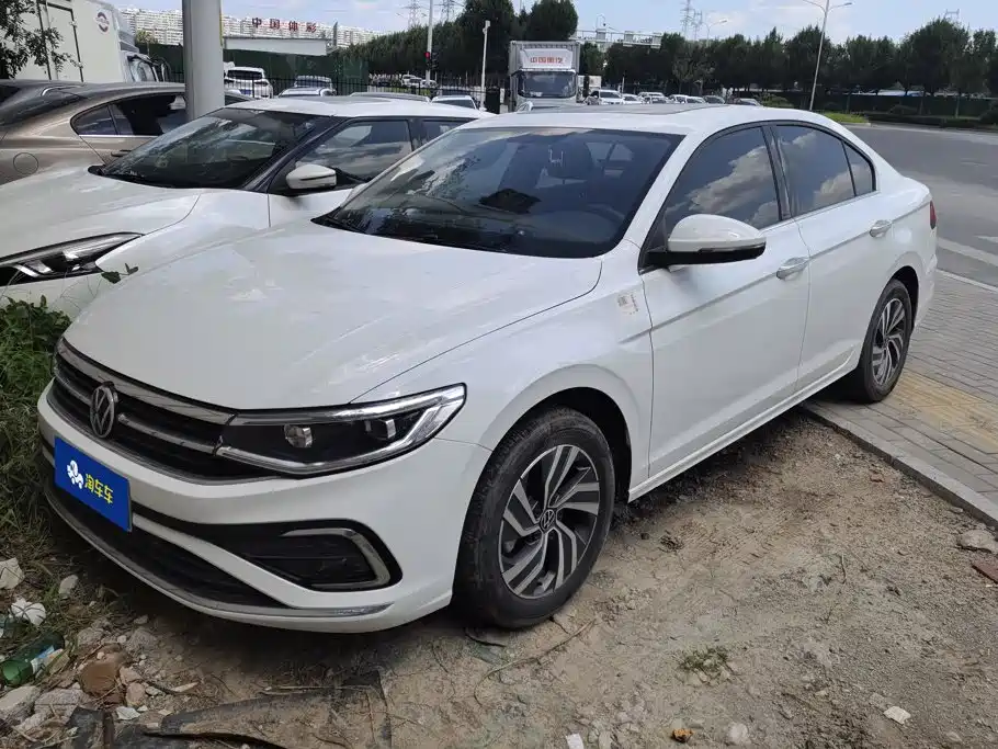 Volkswagen Bora 2024