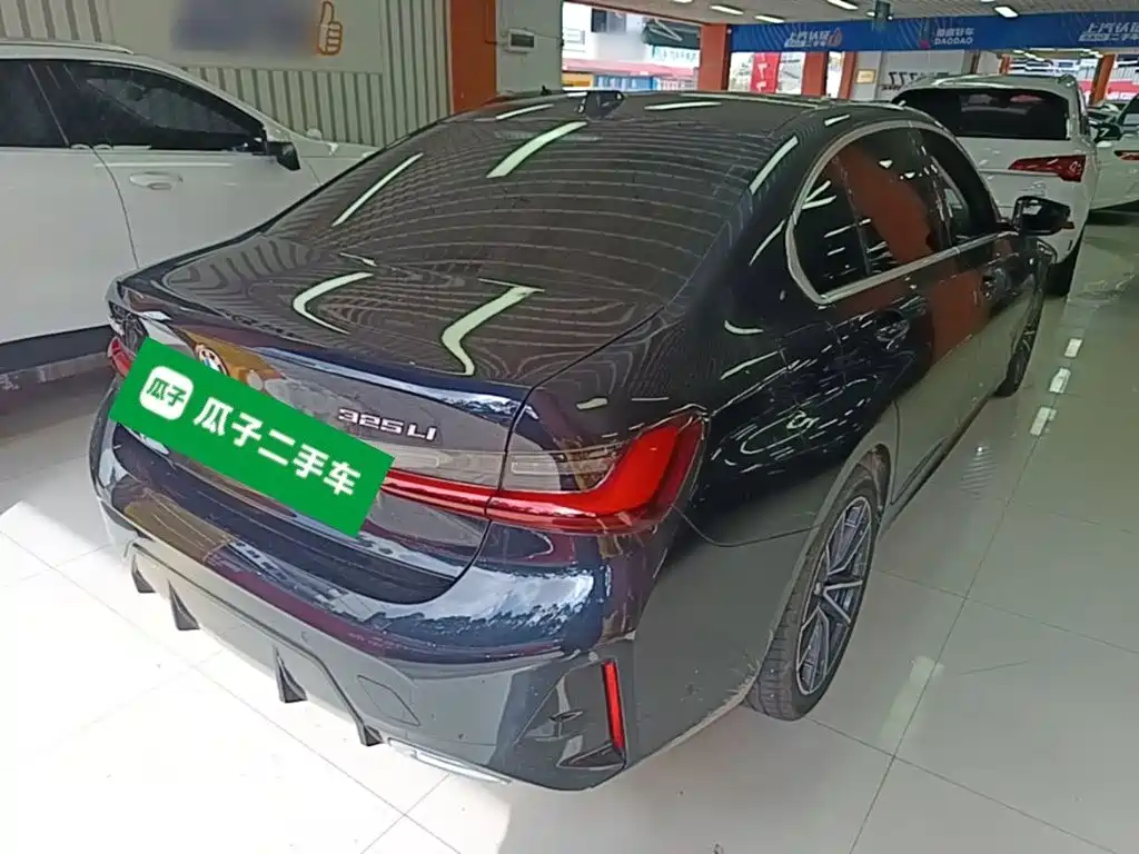 BMW 3 Series 2025