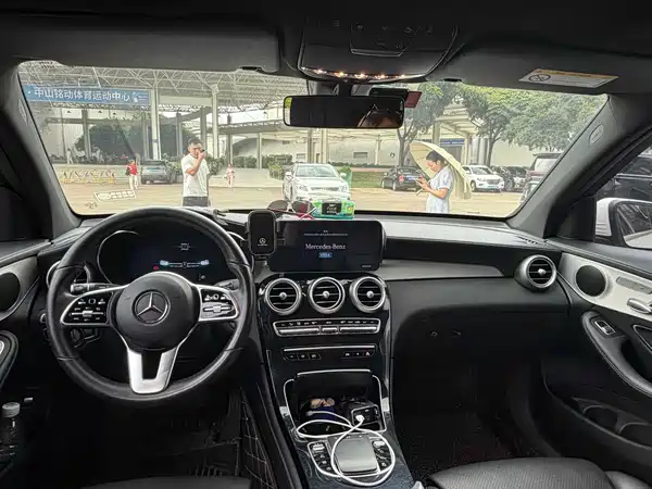 Mercedes-Benz GLC 2021