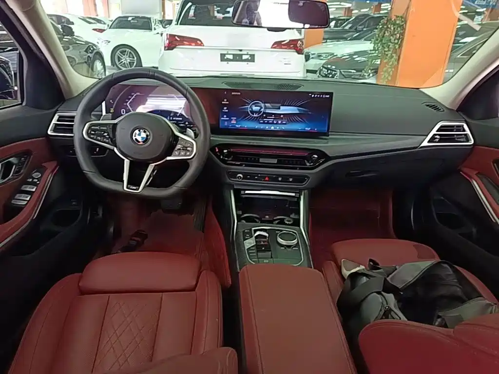 BMW 3 Series 2025