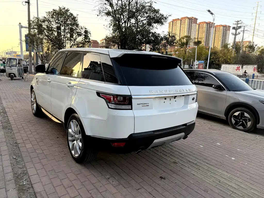Land Rover Sport 2015 — фото 8