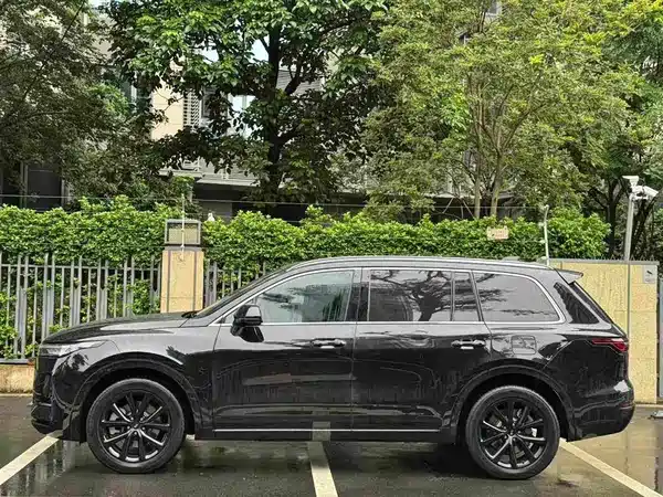 Li Auto ONE 2021