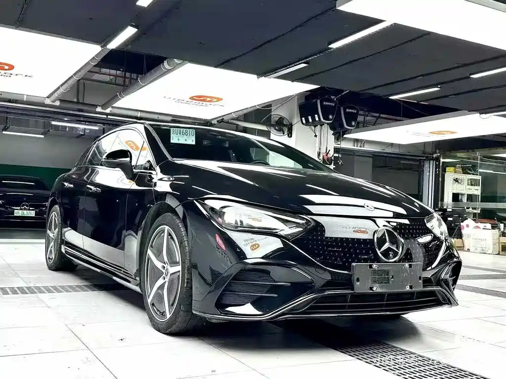 Mercedes-Benz EQE 2023 — фото 3