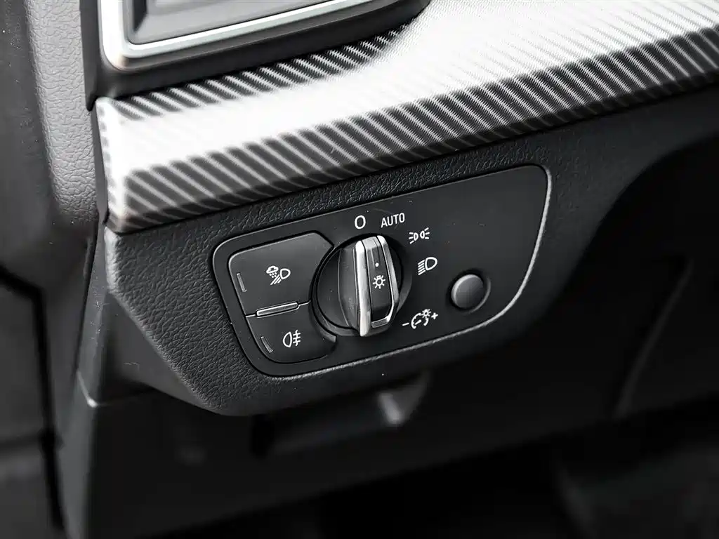 Audi Q5L 2019 — фото 9
